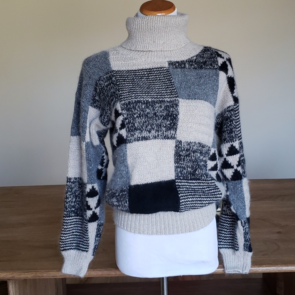 Vintage Sweater "The Glory 3" by Gloria Furman